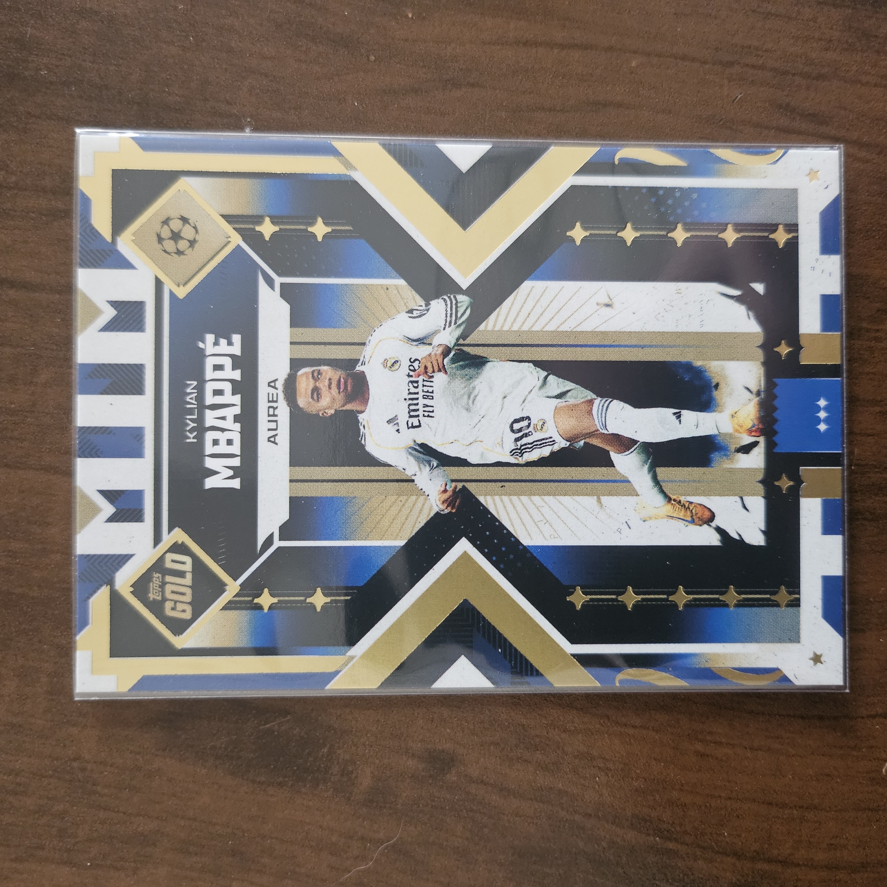 Kylian Mbappé Aurea Gold — imagem 1