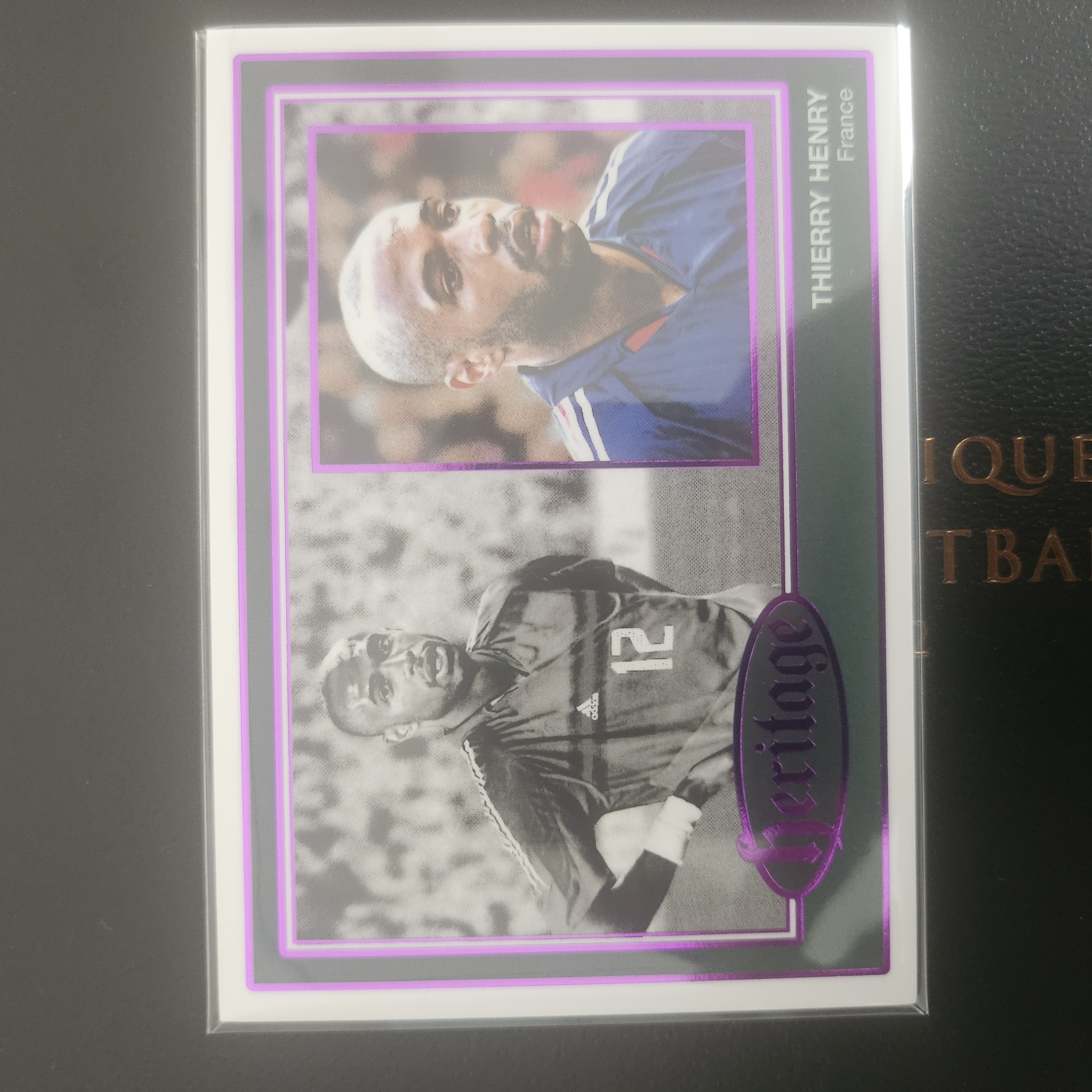 Thierry Henry Heritage Famous Footballers HG103 Purple Foil 24/29 — imagem 1